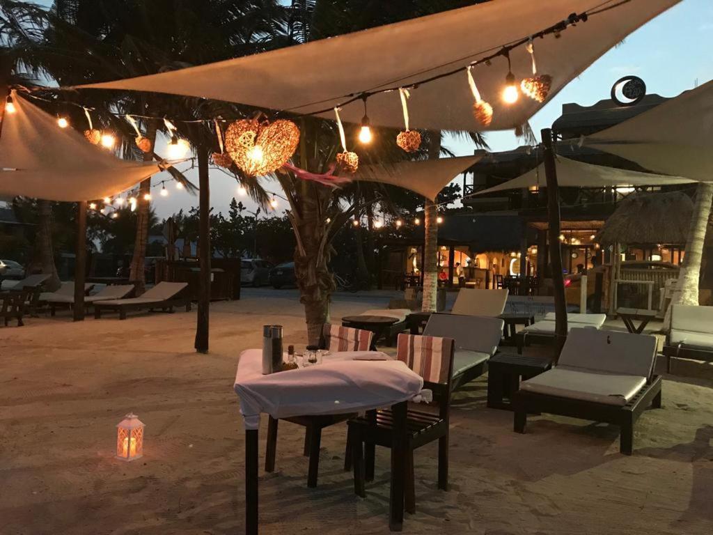 Hotel Luna De Plata Mahahual Exterior foto